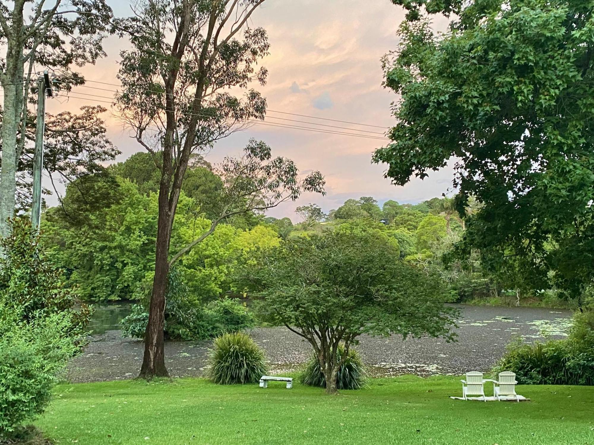 Maleny Lake Cottages Exterior foto